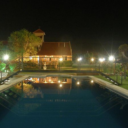 Lauquen Pilmaiquen Y Spa Мерло Экстерьер фото