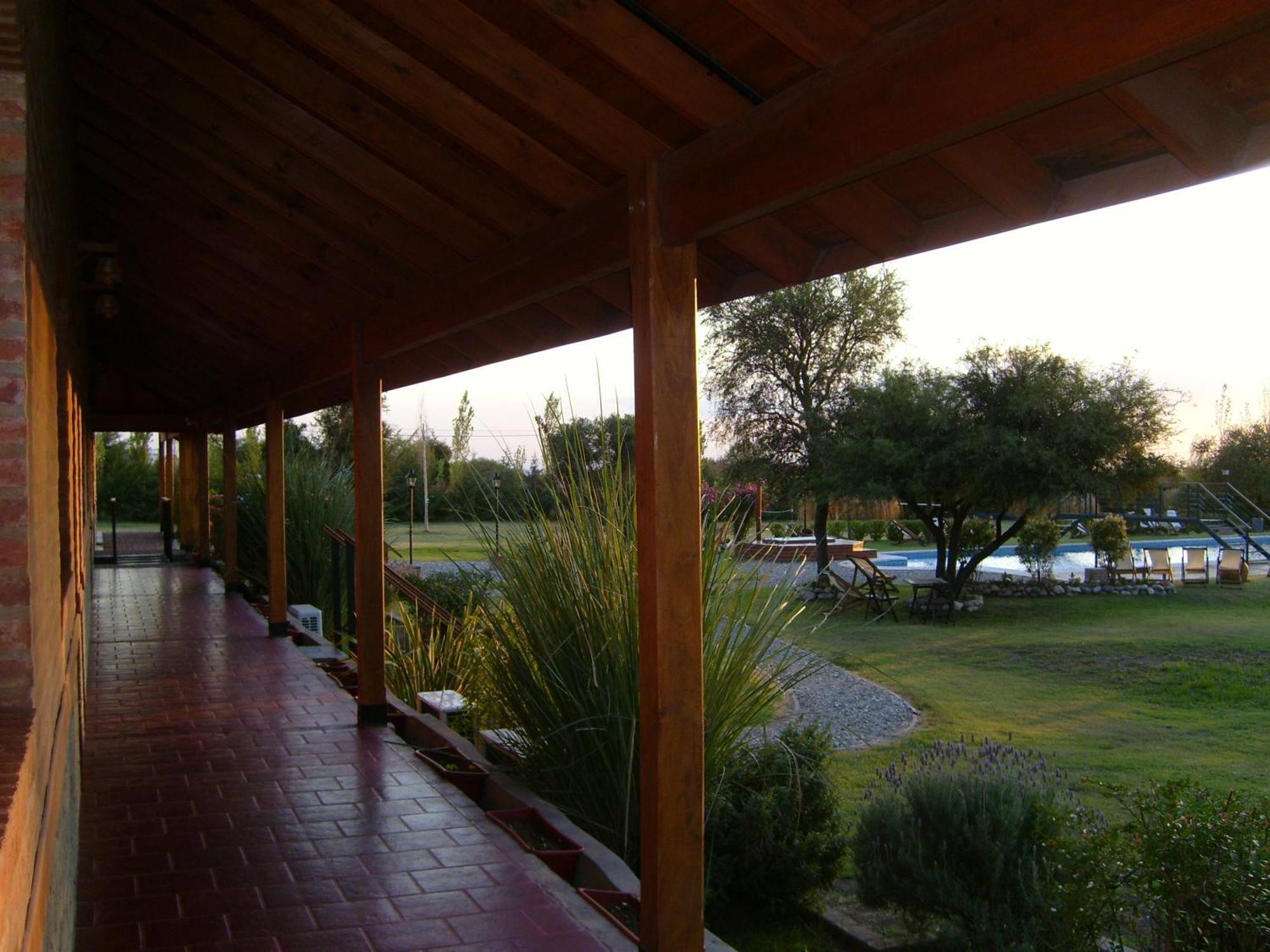 Lauquen Pilmaiquen Y Spa Мерло Экстерьер фото